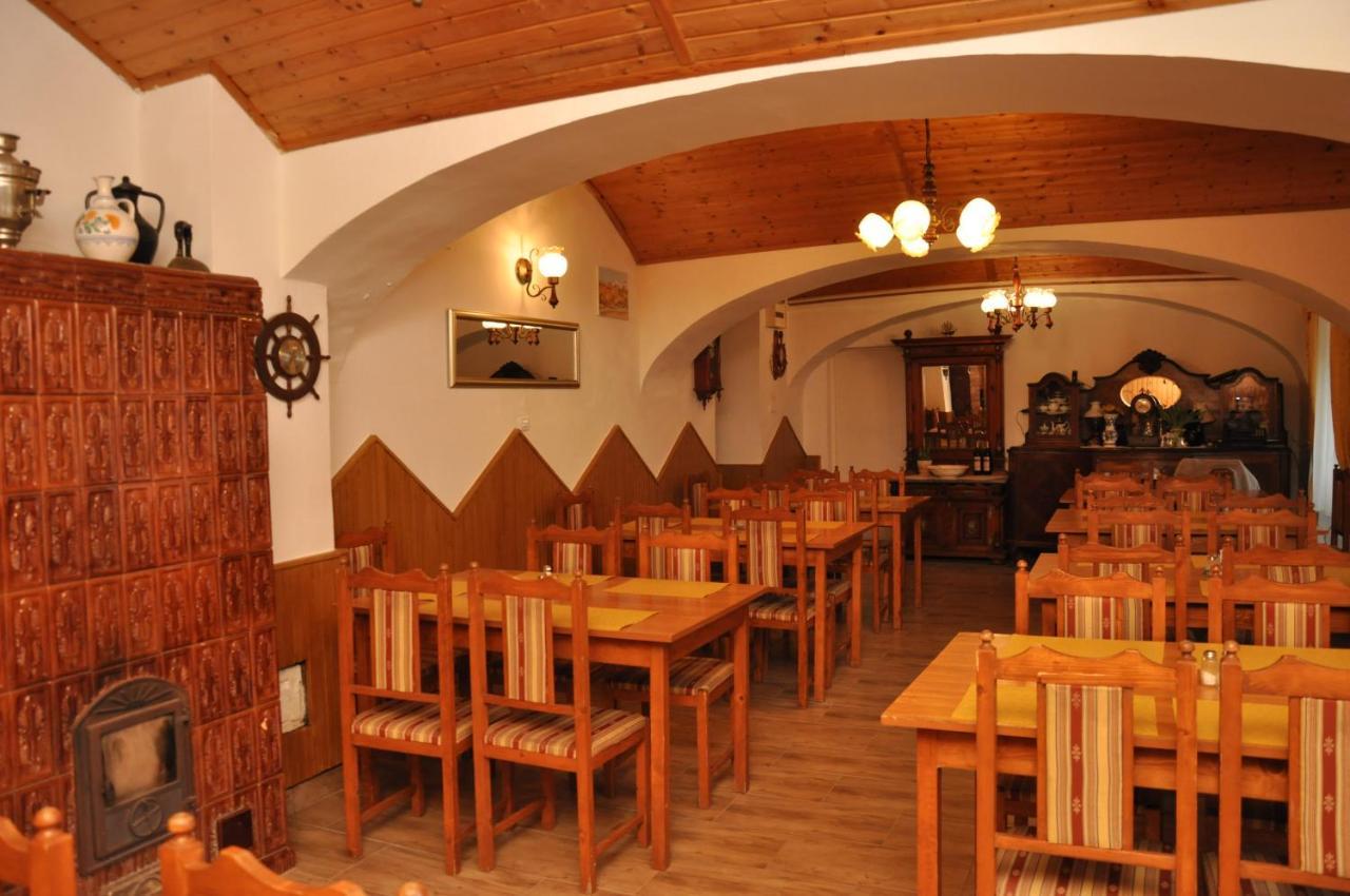 Gloriett Panzio Bed & Breakfast Fertőboz Exterior foto