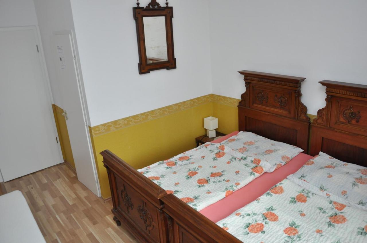 Gloriett Panzio Bed & Breakfast Fertőboz Exterior foto