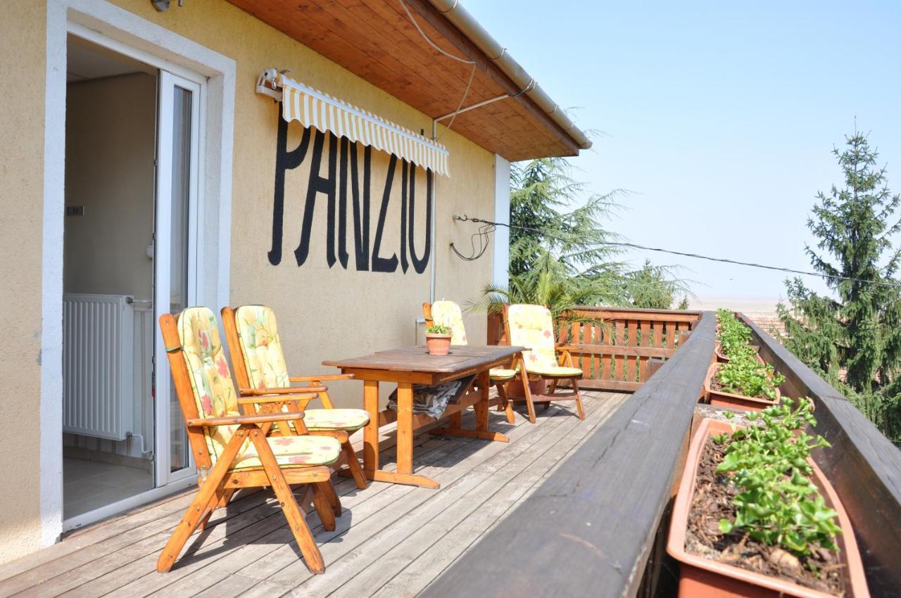 Gloriett Panzio Bed & Breakfast Fertőboz Exterior foto