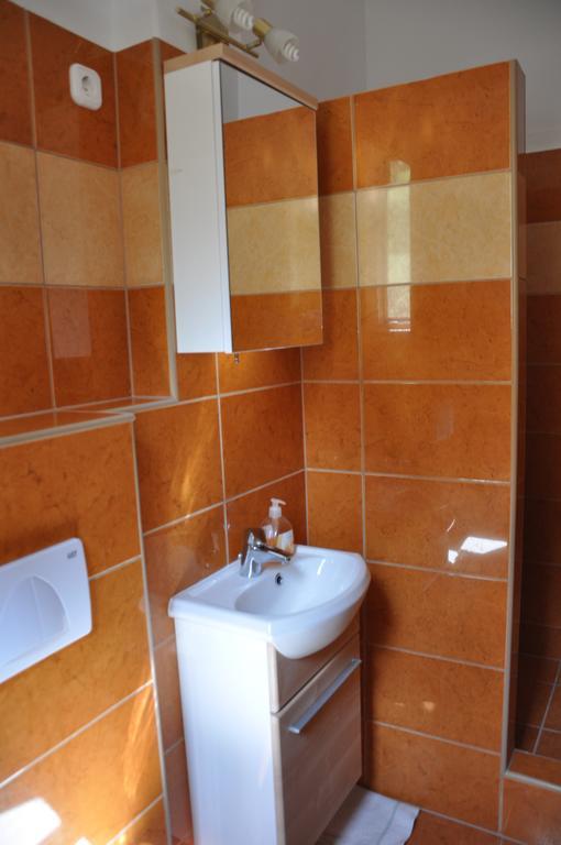 Gloriett Panzio Bed & Breakfast Fertőboz Exterior foto