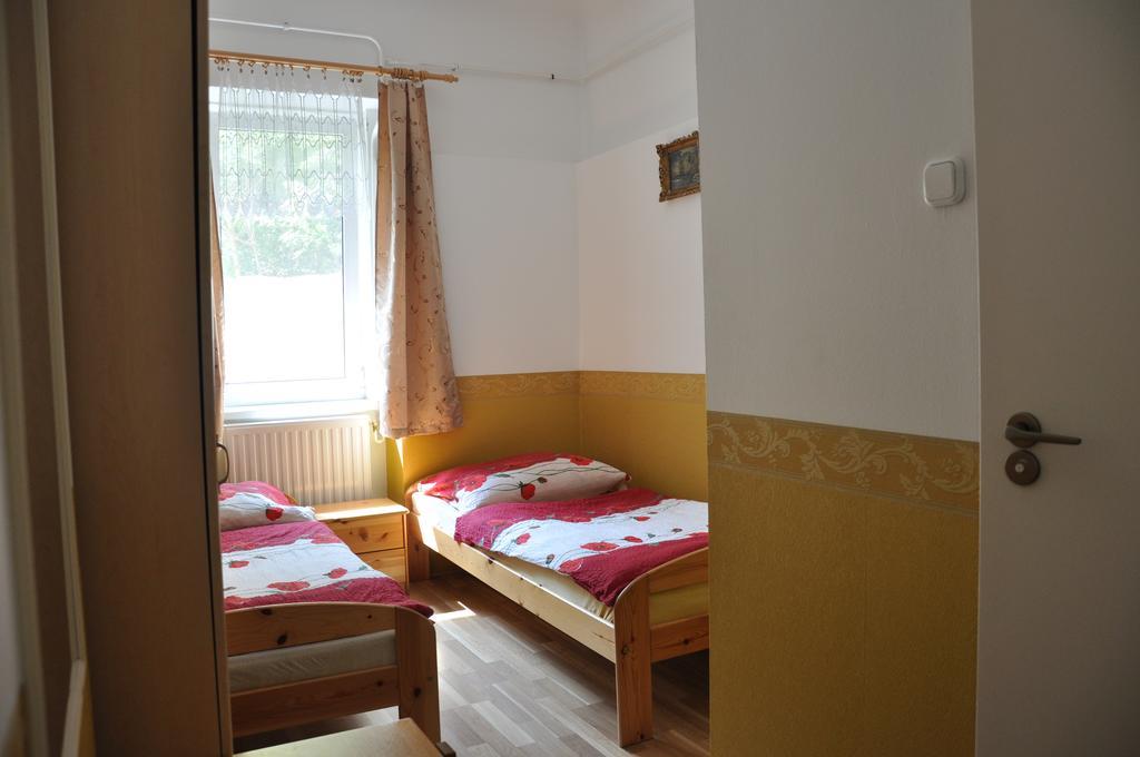 Gloriett Panzio Bed & Breakfast Fertőboz Cameră foto