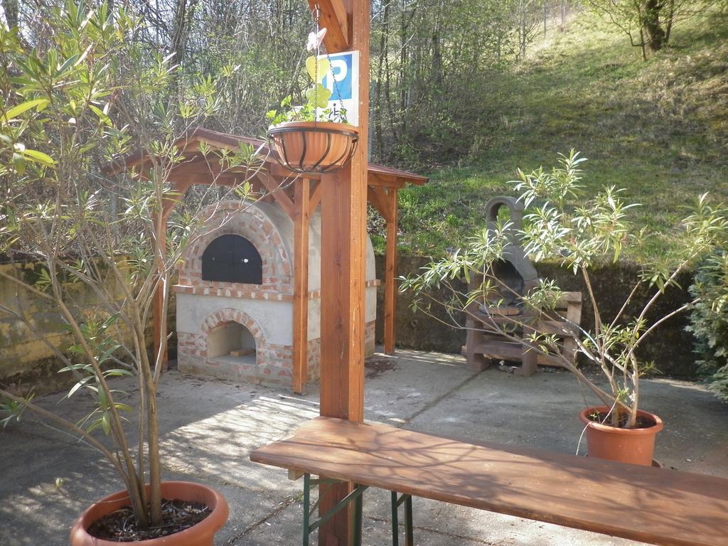 Gloriett Panzio Bed & Breakfast Fertőboz Exterior foto