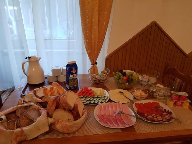 Gloriett Panzio Bed & Breakfast Fertőboz Exterior foto
